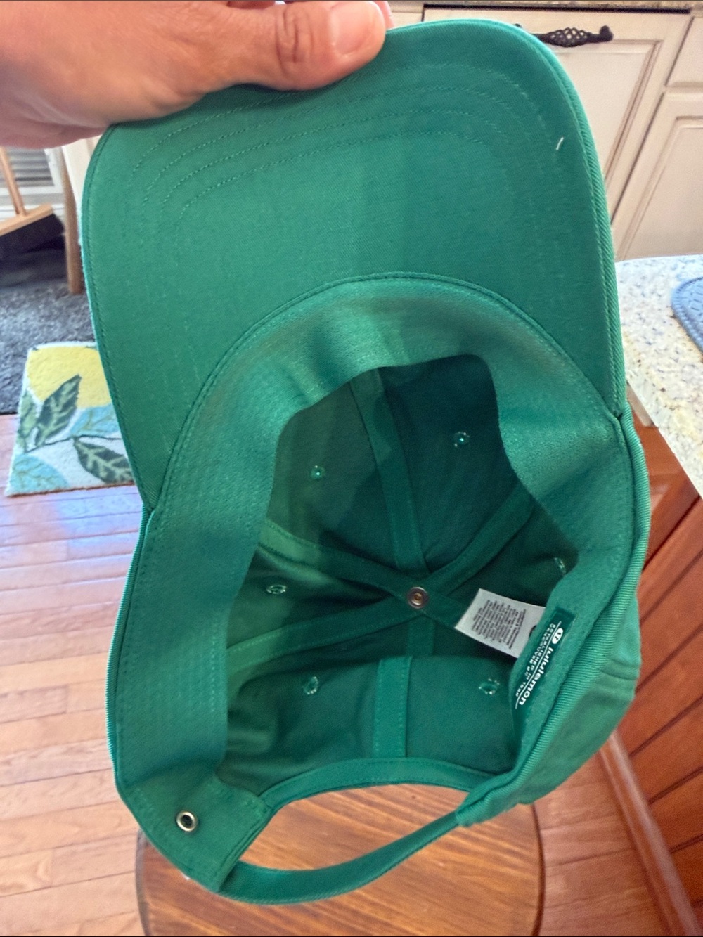 lululemon 💚 S/M Performance Cap euc - Picture 2 of 4